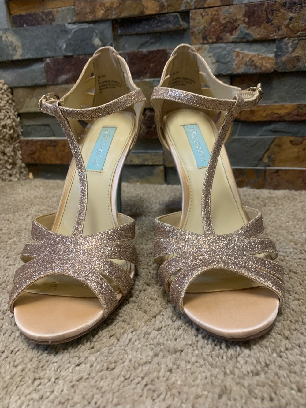 Blue by Betsey Johnson SB-Tee 8 - Picture 3 of 6